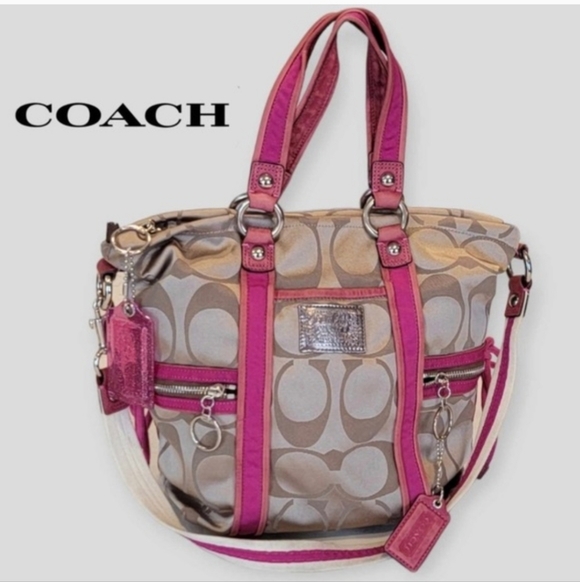 Coach Poppy Signature C Spotlight